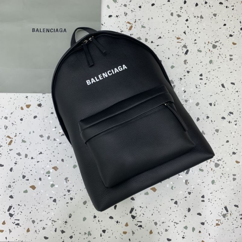 Ba*len*cia*ga backpacks
